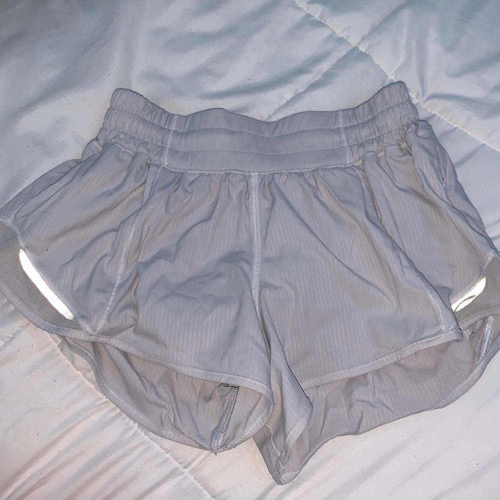 White lululemon shorts